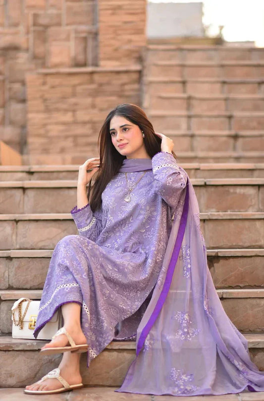 3pc BAREEZE UNSTITCHED IN DHANAK FABRIC